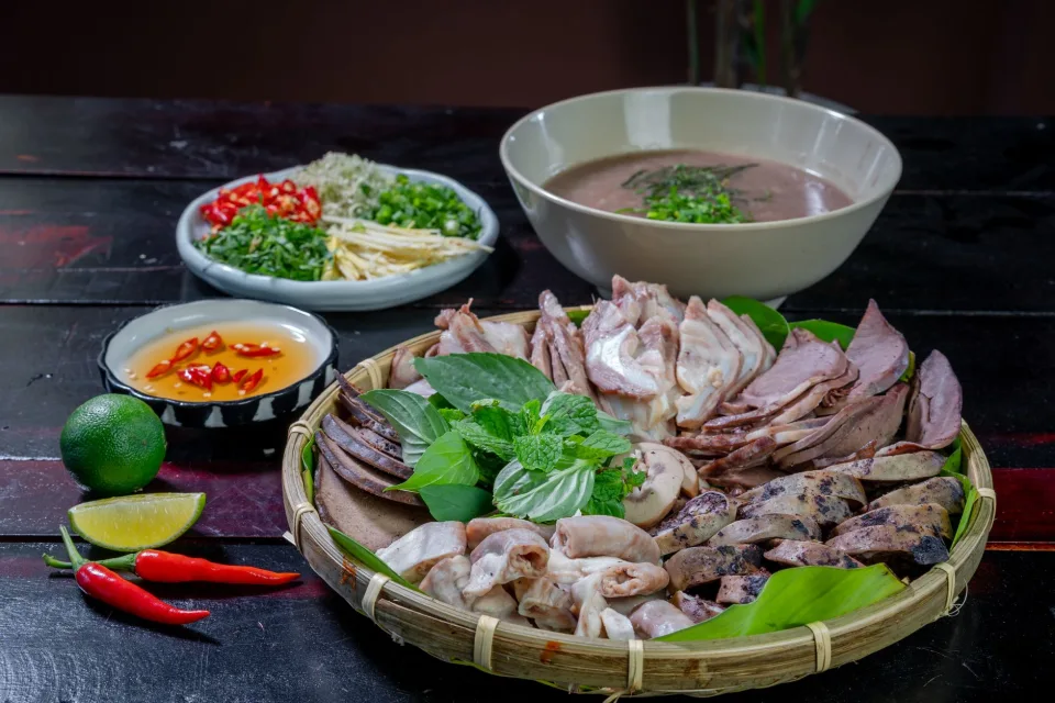 Trà trái cây tươi